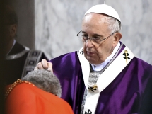 Pope Francis \'gives LGBT Catholics VIP seats\'