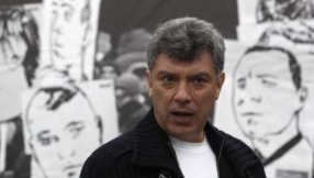 Boris Nemtsov shooting: Police hunt for killers of Russian opposition leader
