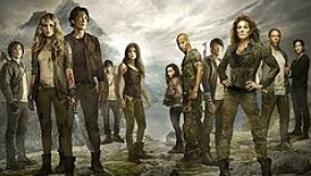 \'The 100\' season 2 spoilers: Lexa\'s betrayal hurts Clarke more than expected in finale \'Blood Must Have Blood, Part 2\'