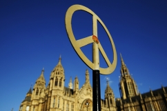 Faith leaders call for worldwide ban on nuclear weapons
