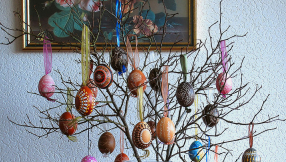How to decorate Easter eggs creatively and uniquely