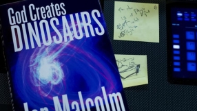 \'Jurassic World\' cast news: Easter egg suggests Jeff Goldblum\'s return
