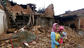 Nepal earthquake: bad weather hampers rescue efforts
