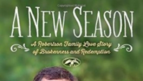 Sadie Robertson promotes aunt and uncle\'s book called \'A New Season\'