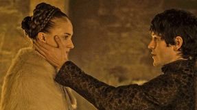 \'Game of Thrones\' season 5 rape scene sparks controversy; Author George R.R. Martin, Sophie Turner respond