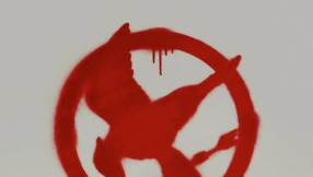 \'Hunger Games: Mockingjay - Part 2\' spoilers: New poster depicts Snow\'s downfall