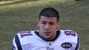 Aaron Hernandez prison news: former Patriots player sends optimistic reply to fan mail