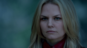 \'Once Upon A Time\' season 5 spoilers: Jennifer Morrison prepares for Dark One transformation in new episodes