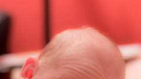 Babies and gazes: Newborn gaze predicts future behavior