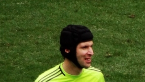 Arsenal transfer news 2015: Goalkeeper Petr Cech inks four-year Â£10m deal with club
