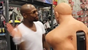 Manny Pacquiao responds in Christ-like fashion after Mayweather pokes fun at him