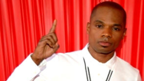 Christians should focus on being loving rather than being right, says Kirk Franklin