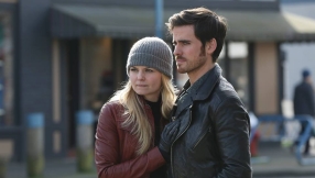\'Once Upon a Time\' season 5 plot updates: King Arthur\'s court heads to Storybrooke; Hook vows to reverse Emma\'s \'dark\' side