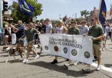 Pentagon officials tasked to lay out plan for integrating transgender soldiers in ranks