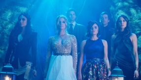 \'Pretty Little Liars\' season 6 episode 9 spoilers: Hanna, Emily dateless for prom