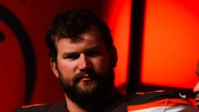 Cleveland Browns roster rumors 2015: Joe Thomas okay after hurting leg in practice