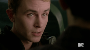 \'Teen Wolf\' season 5 episode 9 spoilers: Parrish\'s true identity revealed