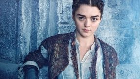 \'Game of Thrones\' season 6 spoilers, plot: Maisie Williams spotted filming swimming scene