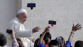 Pope Francis urges faithful to defend God\'s family design: Union of man and woman