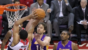 Los Angeles Lakers 2015 roster news: Metta World Peace close to making a return to the NBA