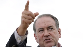 Mike Huckabee quiz: Who\'s this guy who claims to be a Christian but who makes it hard for Christians to practice their faith?