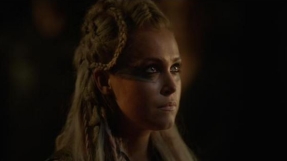 \'The 100\' season 3 spoilers: Possible love triangle in new season?
