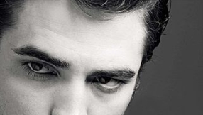 Stephanie Meyer reveals \'intense discussions\' with Robert Pattinson about \'Twilight\' character Edward Cullen