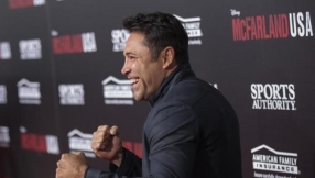 Oscar De La Hoya says boxing is better without Floyd Mayweather Jr. in it
