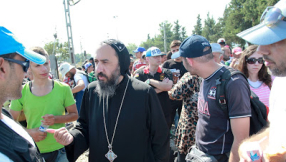 Help refugees return home, says Coptic bishop