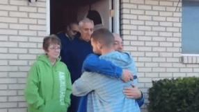 Couple buy stranger a car after seeing him walking home from a long day\'s work
