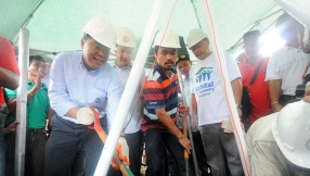 Manny Pacquiao builds housing units for the homeless, tells beneficiaries: \'Thank God, not me\'