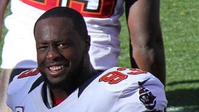 Tampa Bay Buccaneers news 2015: Gerald McCoy admits playing with rotator cuff injury this 2015 season
