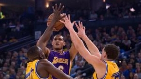 NBA trade rumors 2015: Los Angeles Lakers may wait on Jordan Clarkson offer sheets