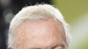 Dallas Cowboys roster news 2015: Owner Jerry Jones says search for backup quarterback is important