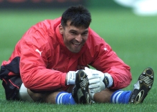 Pavel Srnicek: A humble man with a big heart