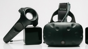 HTC Vive vs. Oculus Rift specs comparison: battle of the VR headsets