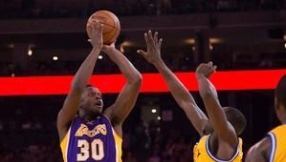 Los Angeles Lakers rumors 2016: Byron Scott plans to start Julius Randle for the rest of the NBA season [VIDEO]