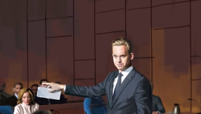 \'Suits\' season 5 finale spoilers: Mike or Harvey set to go to prison?