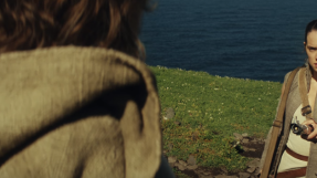 \'Star Wars Episode 8\' spoilers, updates: Director Rian Johnson shares first set photo