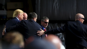 Secret Service agents rush to protect Trump, preventing \'ISIS supporter\' from charging at him in Ohio rally