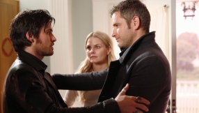 \'Once Upon a Time season 5 episode 15 spoilers: Hook and his brother\'s reunion poses a new threat in \'The Brothers Jones\'