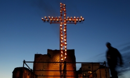 Senior bishop warns against fixed date for Easter