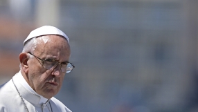 Pope Francise states \'no political meddling\' in meeting with Bernie Sanders