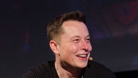 Tesla Motors CEO Elon Musk close to taking home $1.6 billion paycheck; Apple hires former Tesla VP Chris Porritt