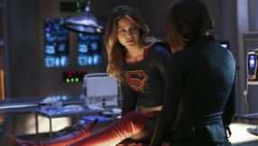 \'Supergirl\' season 2 renewal update spoilers: EPs \'positive\' to get renewal, talk plans for season 2