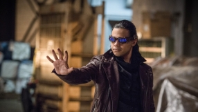 \'The Flash\' season 3 spoilers, release date: \'Flashpoint\' reportedly being set up; Cisco to get Vibe costume?