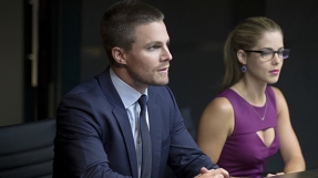 \'Arrow\' season 5 spoilers: Oliver and Felicity\'s relationship teased