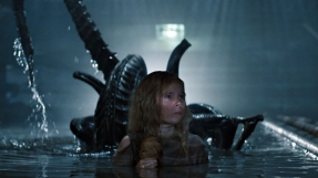 \'Alien 5\' spoilers, news: Sigourney Weaver confirms film ignores \'Alien 3\' and \'Alien: Resurrection\'