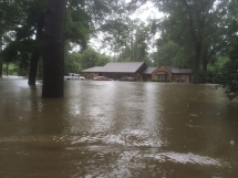 Donald Trump donated $100,000 to help Louisiana flood victims, according to pastor