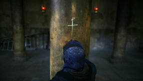 Christian woman sues after being told to remove her headscarf